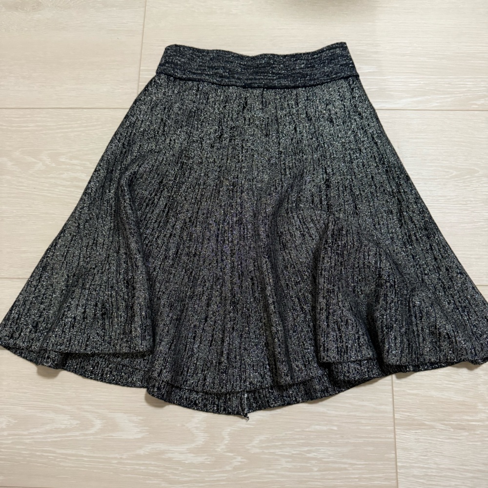 ✨ Black Shimmer Mini Skirt